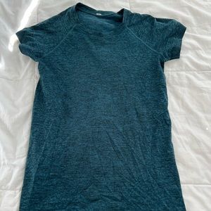 Lululemon short sleeve